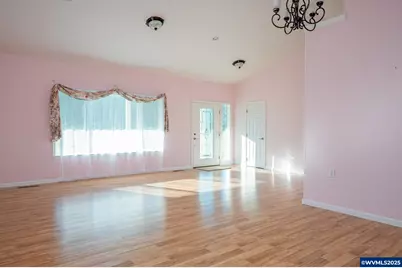 1273 SE 4th Av, Mill City, OR 97360 - Photo 12