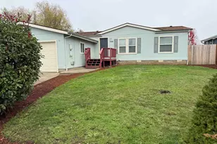 1924 SE Virginia Dr, Dallas, OR 97338 - Photo 4