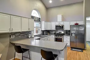 1353 Jodi Dr, Silverton, OR 97381 - Photo 14