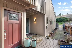6660 Huntington Cir S, Salem, OR 97306 - Photo 2