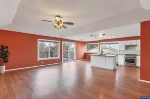 1694 Sunrise Cir NW, Salem, OR 97304 - Photo 6