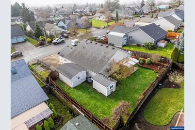 186 NW Elderberry Ln, Dallas, OR 97338 - Photo 38