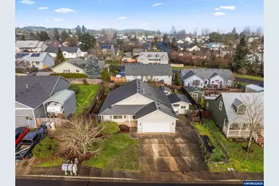 186 NW Elderberry Ln, Dallas, OR 97338 - Photo 34