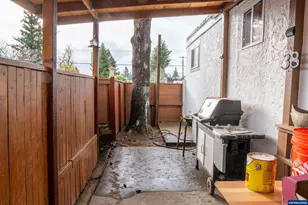 11803 SE Division St, Portland, OR 97209 - Photo 22