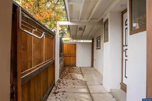 11803 SE Division St, Portland, OR 97209 - Photo 14