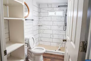 11803 SE Division St, Portland, OR 97209 - Photo 8