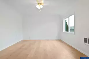 1405 Calapooia St SW, Albany, OR 97321 - Photo 14