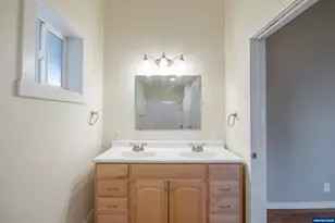 329 Church St, Jefferson, OR 97352 - Photo 22