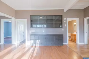 329 Church St, Jefferson, OR 97352 - Photo 4