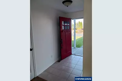 31981 Meadowlark Lp, Tangent, OR 97389 - Photo 2