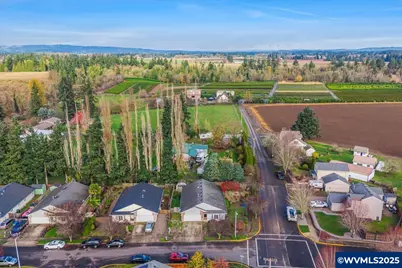 2367 Dorsey Dr, Hubbard, OR 97032 - Photo 44