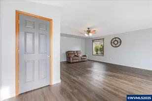 2367 Dorsey Dr, Hubbard, OR 97032 - Photo 6