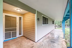 39142 Loma Dr, Scio, OR 97374 - Photo 8