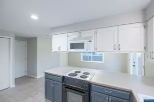 2801 Davidson St SE, Albany, OR 97322 - Photo 14