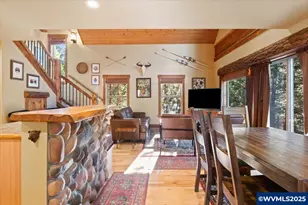 141152 Crescent Moon Dr, Crescent Lake, OR 97733 - Photo 4