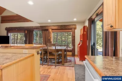 141152 Crescent Moon Dr, Crescent Lake, OR 97733 - Photo 20