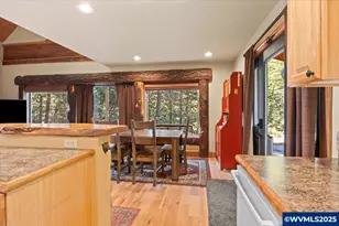 141152 Crescent Moon Dr, Crescent Lake, OR 97733 - Photo 20