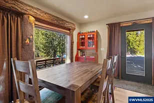 141152 Crescent Moon Dr, Crescent Lake, OR 97733 - Photo 8