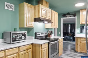 1038 3rd Ave, Sweet Home, OR 97386 - Photo 18