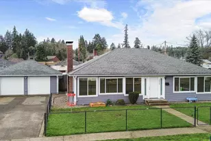 1038 3rd Ave, Sweet Home, OR 97386 - Photo 6