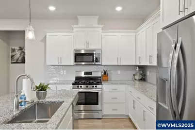 6335 SE Rebecca St, Albany, OR 97322 - Photo 8