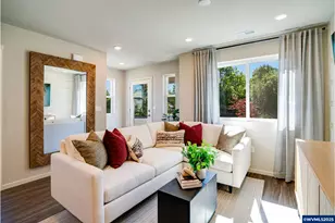 2488 Sawtelle Dr, Woodburn, OR 97071 - Photo 2