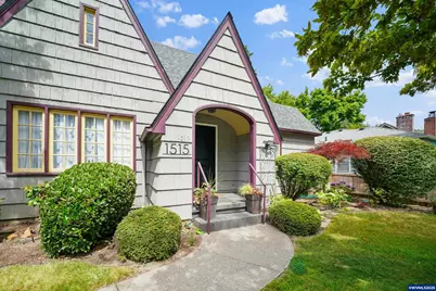 1515 19th St NE, Salem, OR 97301 - Photo 2