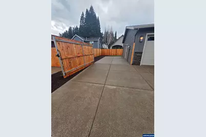 7541 Lennox Ln NE, Keizer, OR 97303 - Photo 4