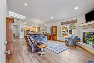 15924 Jackpine Rd, La Pine, OR 97739 - Photo 6