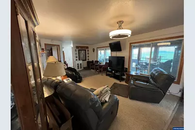 1590 W 2nd St, Halsey, OR 97348 - Photo 4