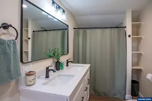 705 Tangent St, Lebanon, OR 97355 - Photo 6