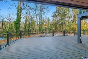 6057 Peaceful Ln, Silverton, OR 97381 - Photo 16