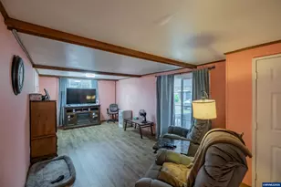 4882 NE Lancaster Dr, Salem, OR 97305 - Photo 8