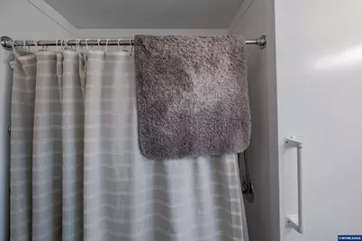 4882 NE Lancaster Dr #124, Salem, OR 97305 - Photo 26