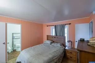 4882 NE Lancaster Dr, Salem, OR 97305 - Photo 18