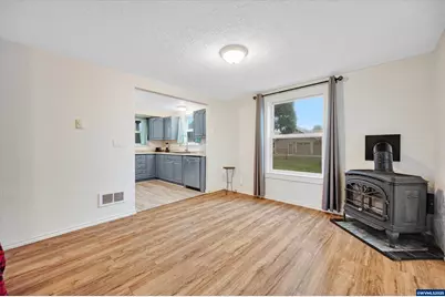 352 NE Polk Station Rd, Dallas, OR 97338 - Photo 10