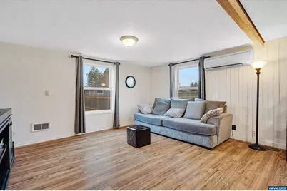 352 NE Polk Station Rd, Dallas, OR 97338 - Photo 6