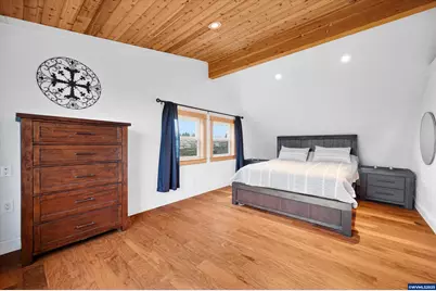 352 NE Polk Station Rd, Dallas, OR 97338 - Photo 18