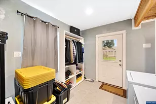 352 NE Polk Station Rd, Dallas, OR 97338 - Photo 16