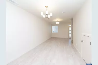 3857-3861 Village Center Dr SE, Salem, OR 97302 - Photo 2