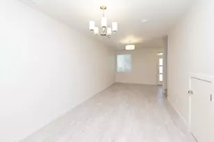 3857-3861 Village Center Dr SE, Salem, OR 97302 - Photo 2