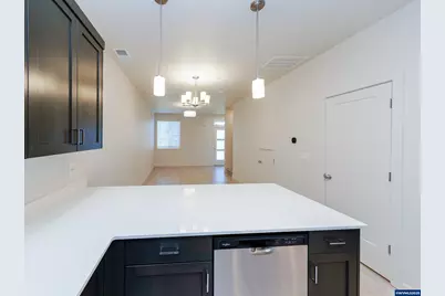 3857-3861 Village Center Dr SE, Salem, OR 97302 - Photo 8