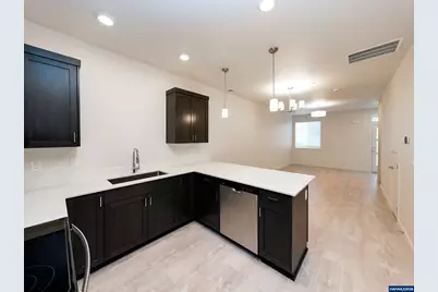 3857-3861 Village Center Dr SE, Salem, OR 97302 - Photo 6