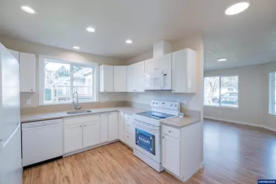 3392 Sunnyview Rd NE, Salem, OR 97301 - Photo 38