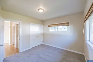 3392 Sunnyview Rd NE, Salem, OR 97301 - Photo 10