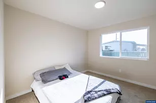 3392 Sunnyview Rd NE, Salem, OR 97301 - Photo 40