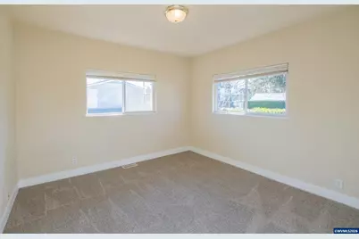 3392 Sunnyview Rd NE, Salem, OR 97301 - Photo 12