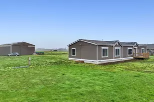 2690 Stoltz Hill Rd, Lebanon, OR 97355 - Photo 2