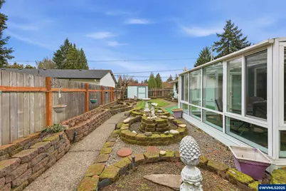 19235 SW Durell Ct, Beaverton, OR 97003 - Photo 36