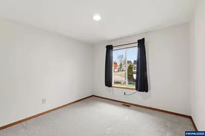 19235 SW Durell Ct, Beaverton, OR 97003 - Photo 24